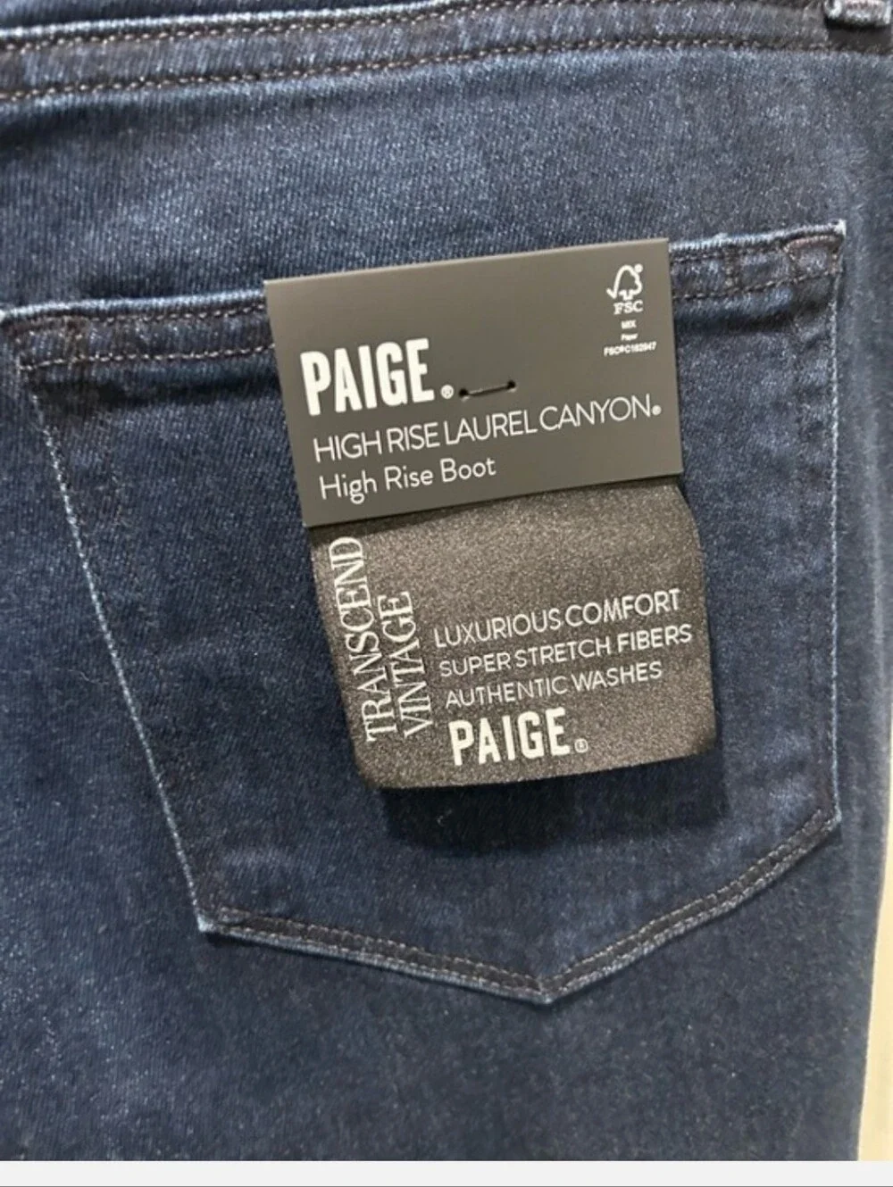PAIGE High Rise Laurel Canyon 32 Inch Bootcut Jean - Manifesto NWT - Picture 3 of 3